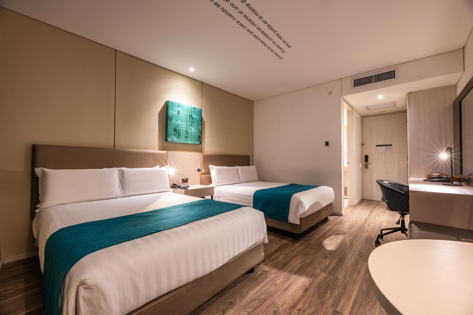 מדיין Hotel Estelar Square מראה חיצוני תמונה