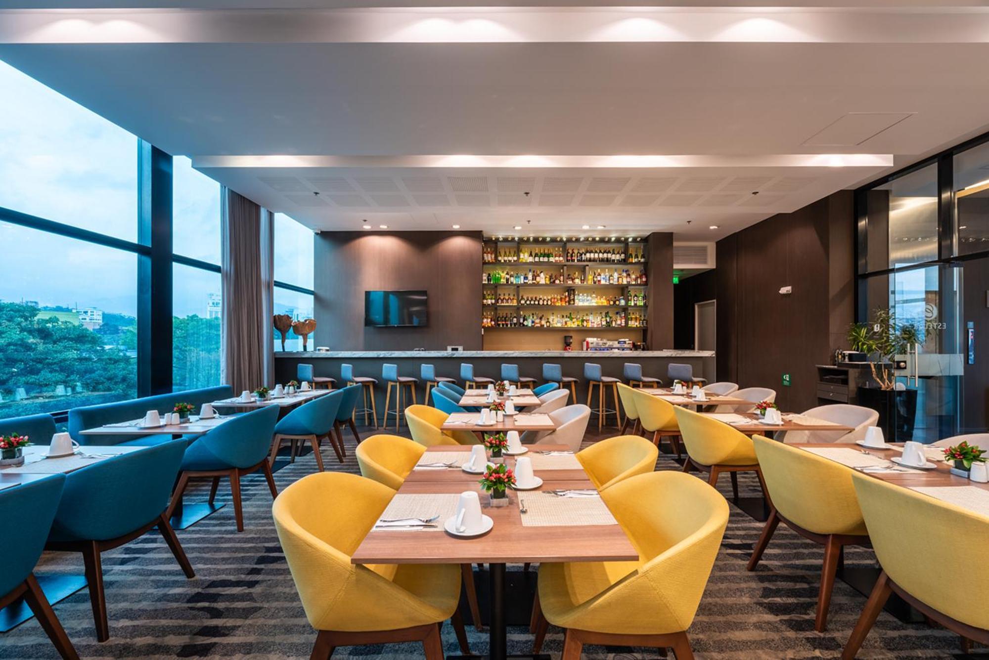 מדיין Hotel Estelar Square מראה חיצוני תמונה